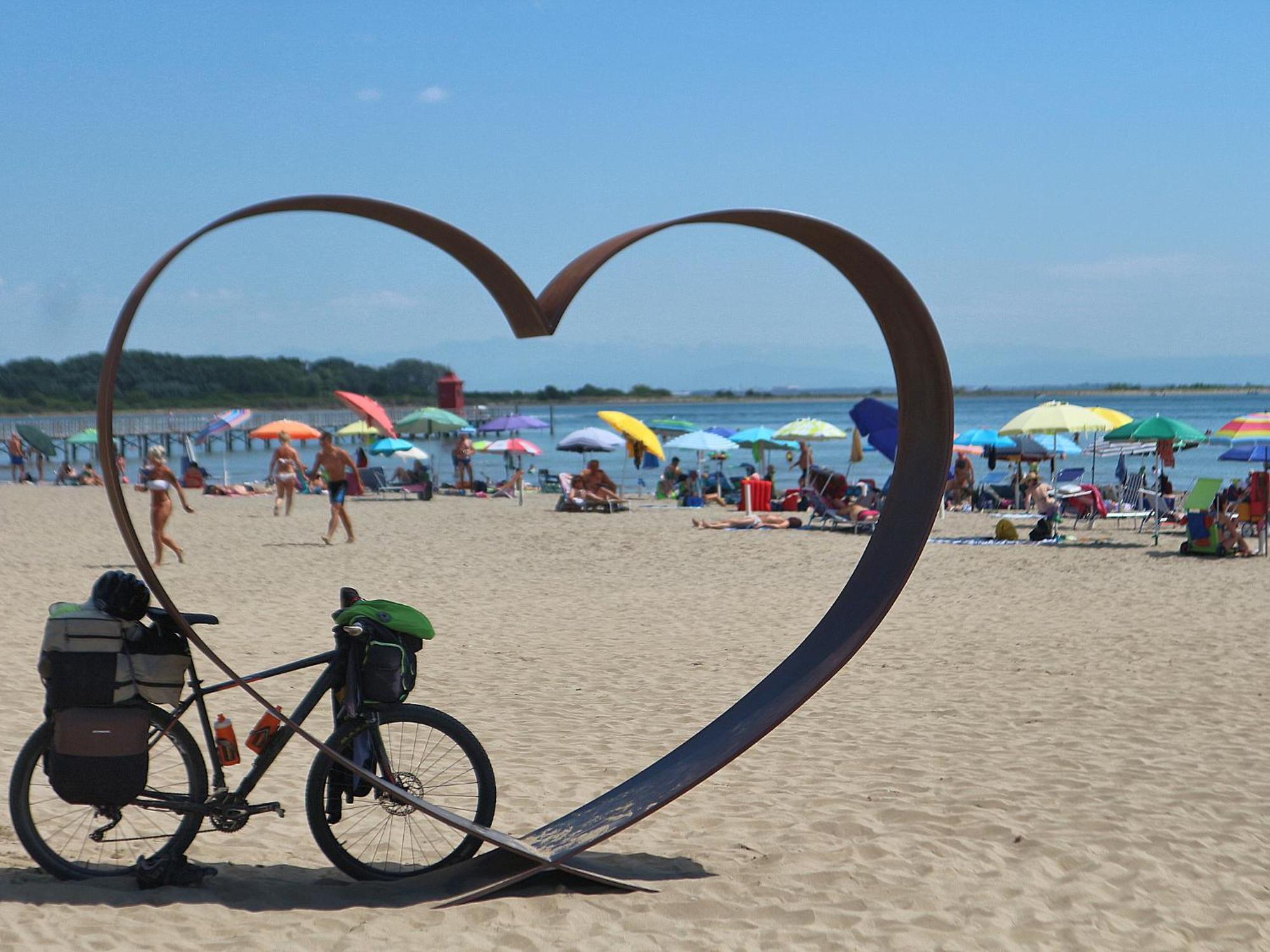 Patrizia Lägenhet Lignano Sabbiadoro Exteriör bild